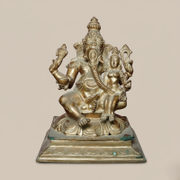 Bronze 9 Inch Uchista Ganesh with Arch